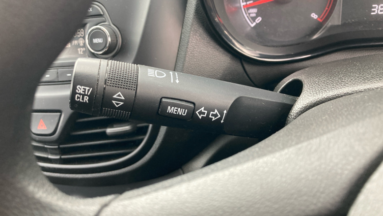 Vauxhall Viva 1.0 [73] SE 5dr [A/C] Petrol Hatchback